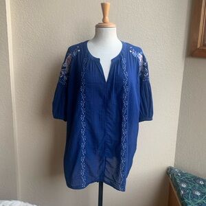 Liz Claiborne short sleeve eyelet and embroidery decorated top shirt 100% cotton